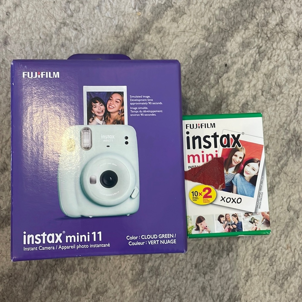 Instamax mini11 film camera and film